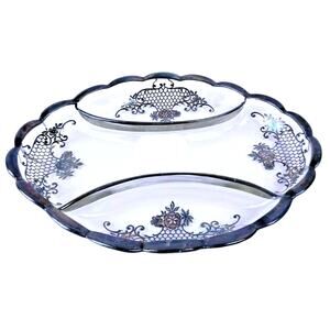 Vintage Silver City Oval 3 Section Divided Scalloped Edge Relish Candy Nut Dish